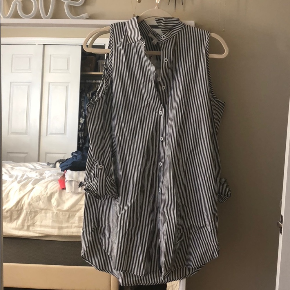 Open shoulder Blouse dress with belt